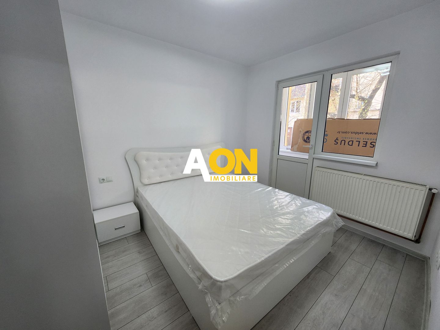 De vanzare apartament 2 camere, Centru - Poză 2
