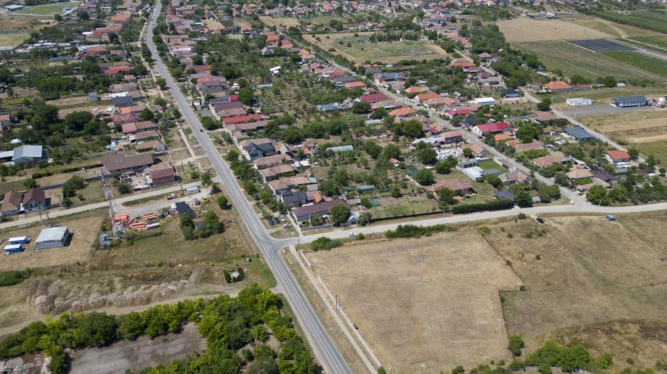 Teren intravilan 6.005 mp in Zădăreni - Poză 4