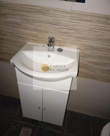 Calea Victoriei I Garsoniera in vila  I P+2 I Vedere stradala - Poză 8