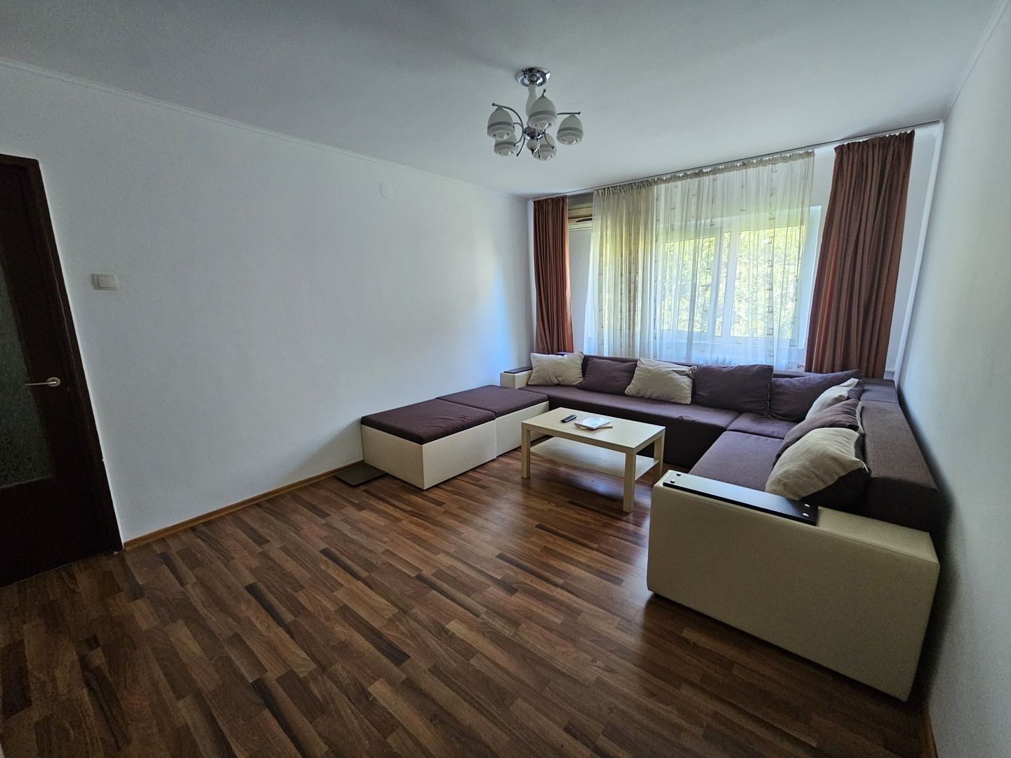 De inchiriat apartament 3 camre 2 bai zona Lujerului/Gorjului - Poză 1