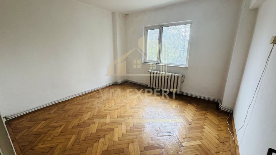 APARTAMENT 3 CAMERE ETAJ 3 CENTRU CAMPULUNG - Poză 5