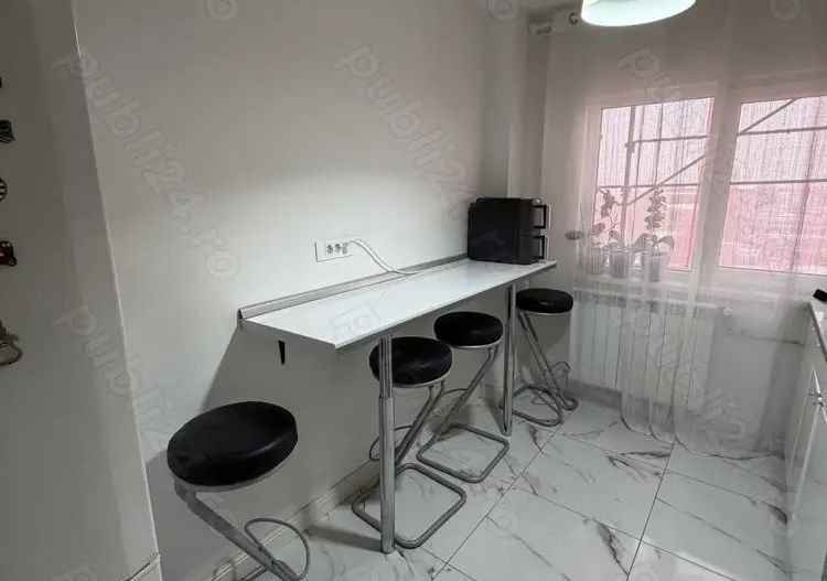 Vânzare apartament 3 camere, bloc 1986, Titan-Faur - Poză 5