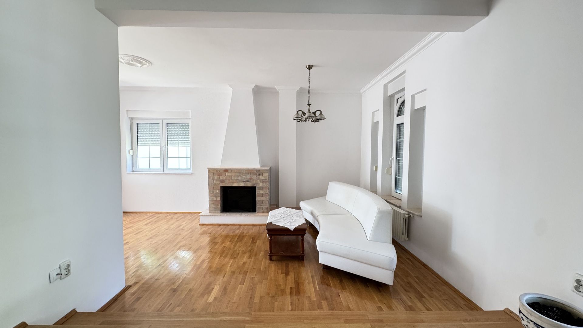 Casa individuala, 316 mp, teren 1000, Chinteni - Poză 4