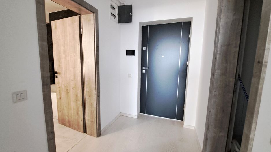 Apartament tip Penthouse cu 3 camere, 2 bai, NOU - Poză 2