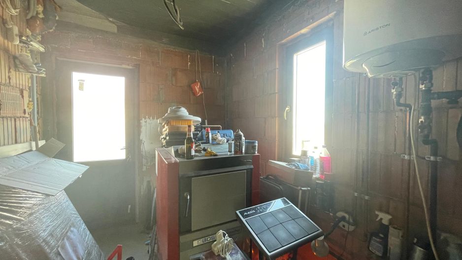 Casă individuală complet mobilată și utilată | Moșnița Nouă| - Poză 16