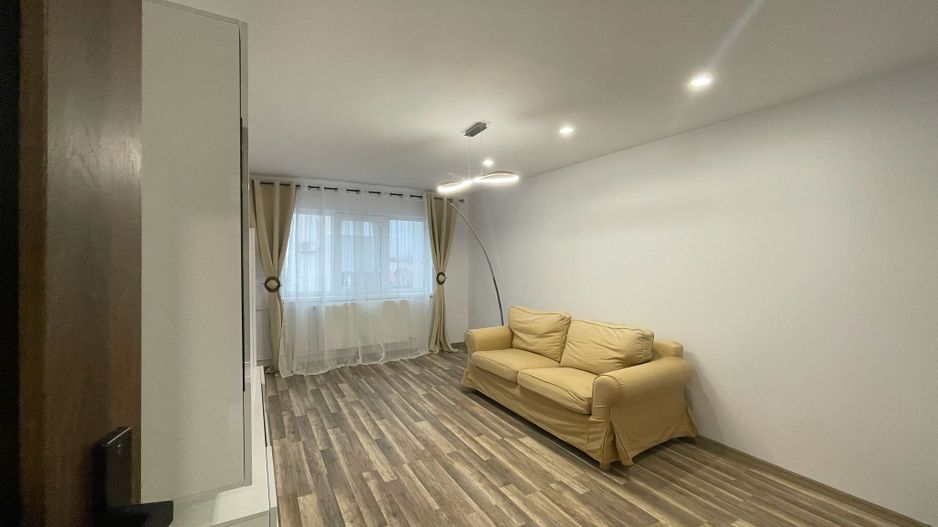 APARTAMENT MODERN | COMPLET MOBILAT SI UTILAT| 2 CAMERE | RADAUTI - Poză 3