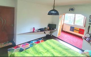 Apartament cu patru camere, zona Tractorul 90 mp - Poză 5