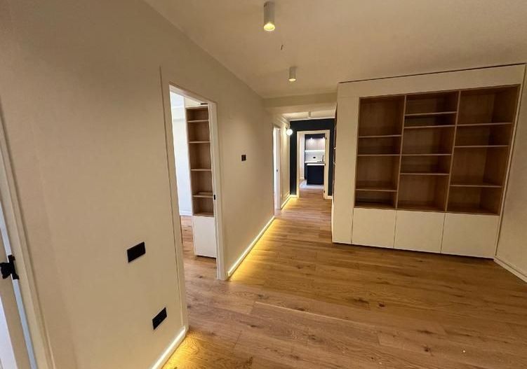 Piața Charles de Gaulle | Apartament 4 camere - Poză 7