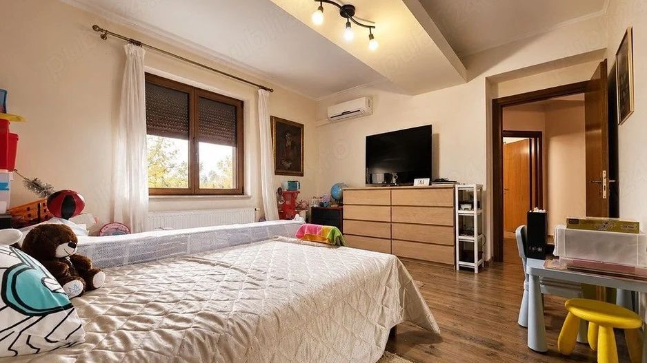 Vila Premium de Vanzare 241 mp I Sisesti - Poză 5