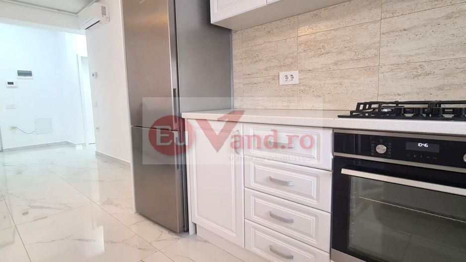 De vanzare apartament cu 2 camere Micro 17, bloc Roka - Poză 11