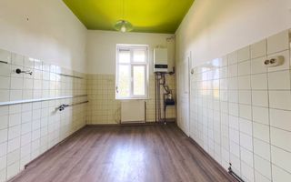 Casă / Vilă cu 6 camere de vânzare în zona Elisabetin - Poză 12