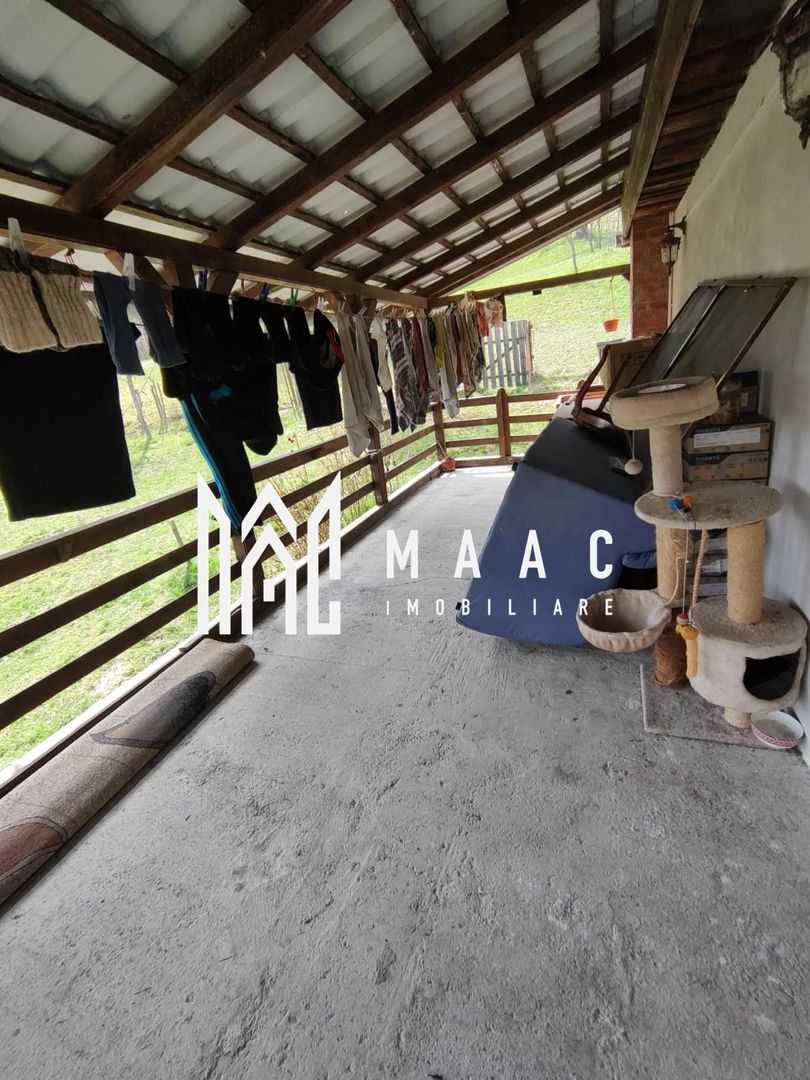 Casa Vantului si 8000 metri patrati in Abrud - Poză 24