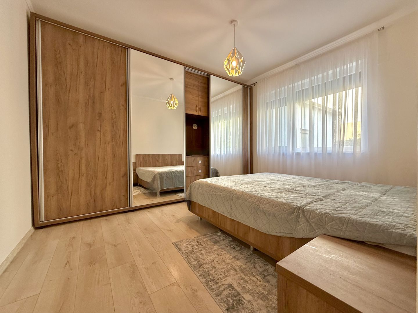 De închiriat apartament 3 camere cu gradină în Dumbrăvița - Poză 11