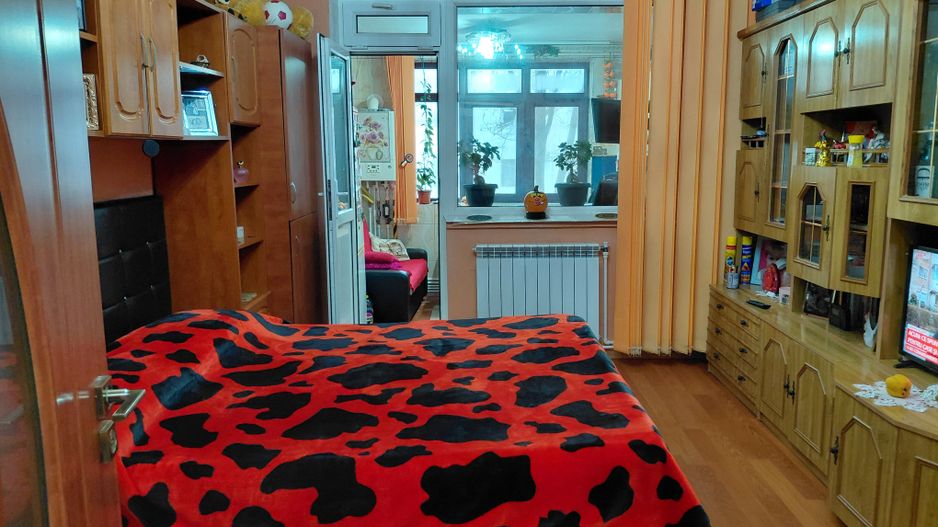 Garsonieră etaj 1, zonă Mall – mobilată și utilată, 28 mp - Poză 4