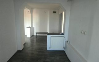 De vânzare apartament 2 camere decomandat | Zona 8 Mai - Poză 8