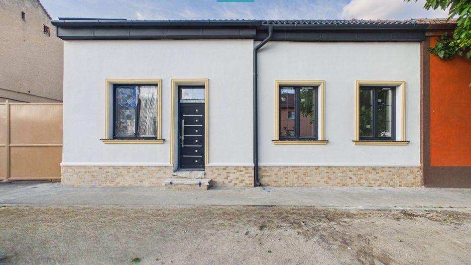 Apartament la casă în Pârneava - Poză 1