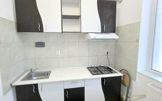 De inchiriat apartament cu o camera ultracentral, et. 1, 320 euro - Poză 4