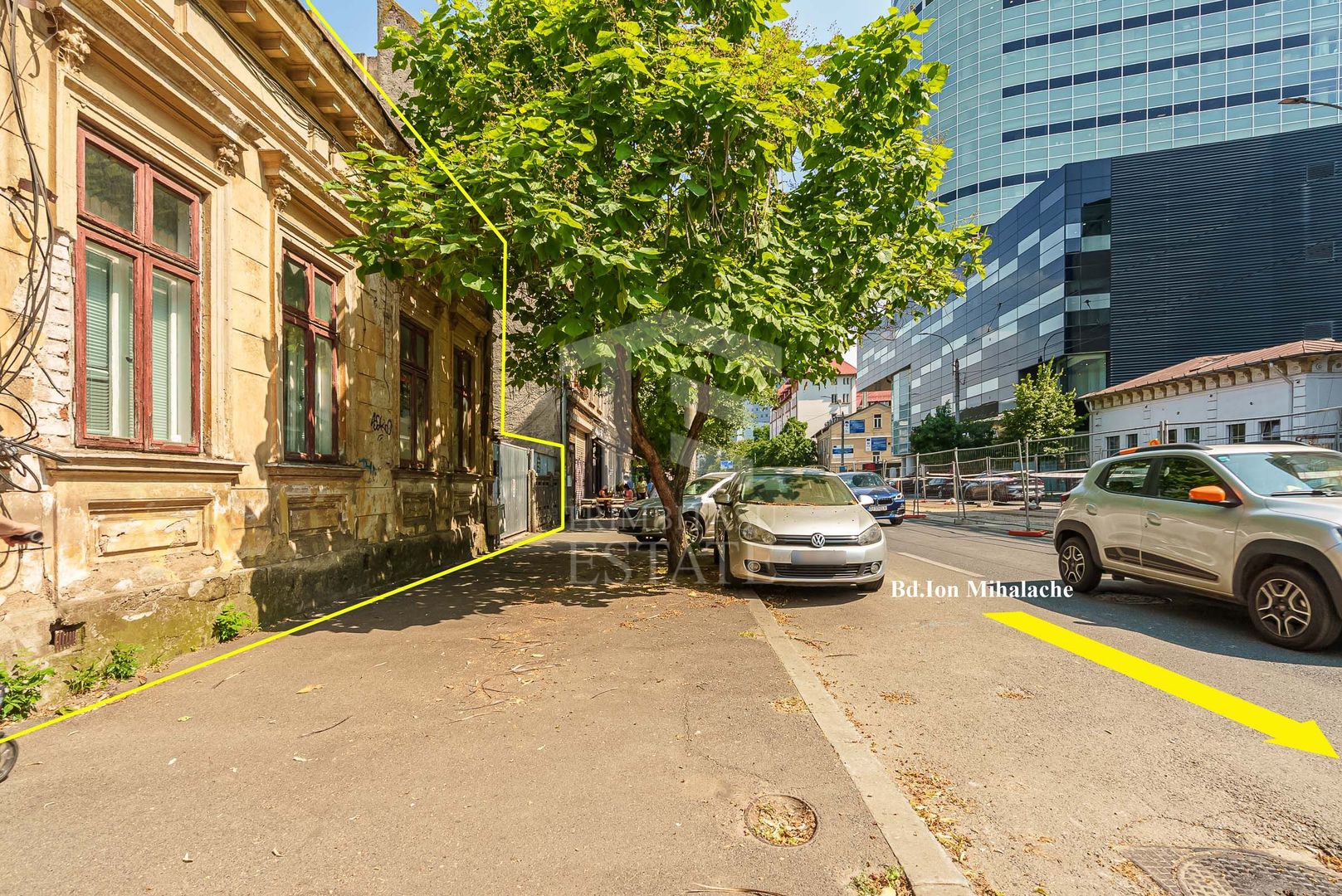 Piata Victoriei Mihalache stradal Corp Casa monument curte comuna - Poză 1