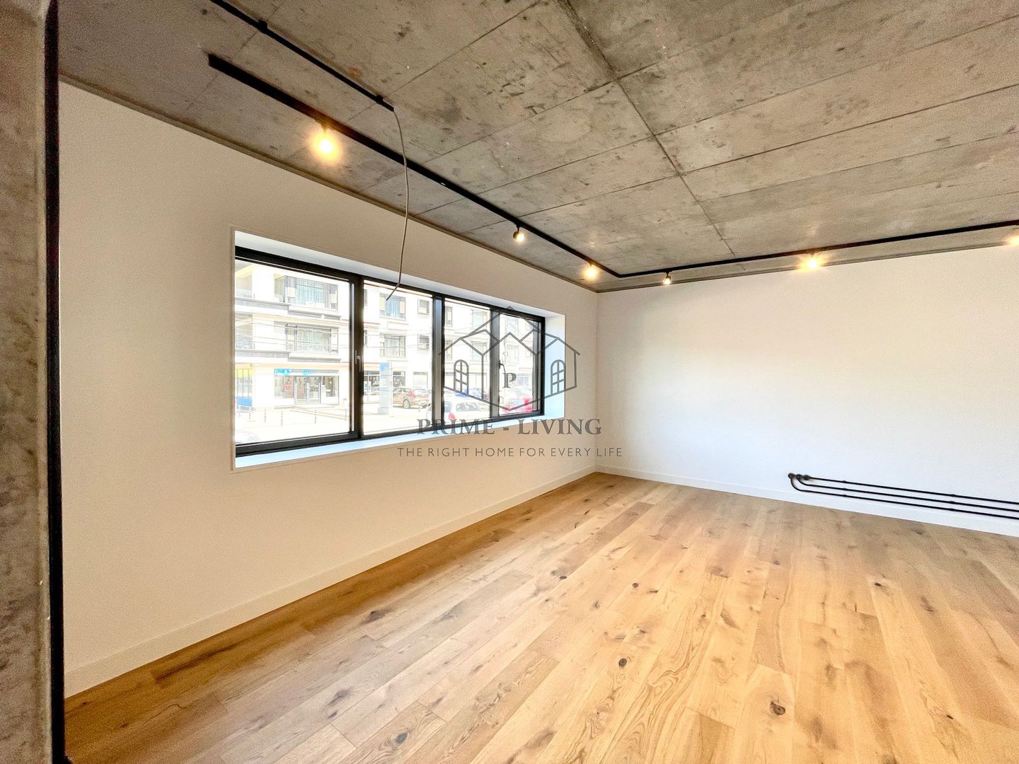 Apartament - Poză 1