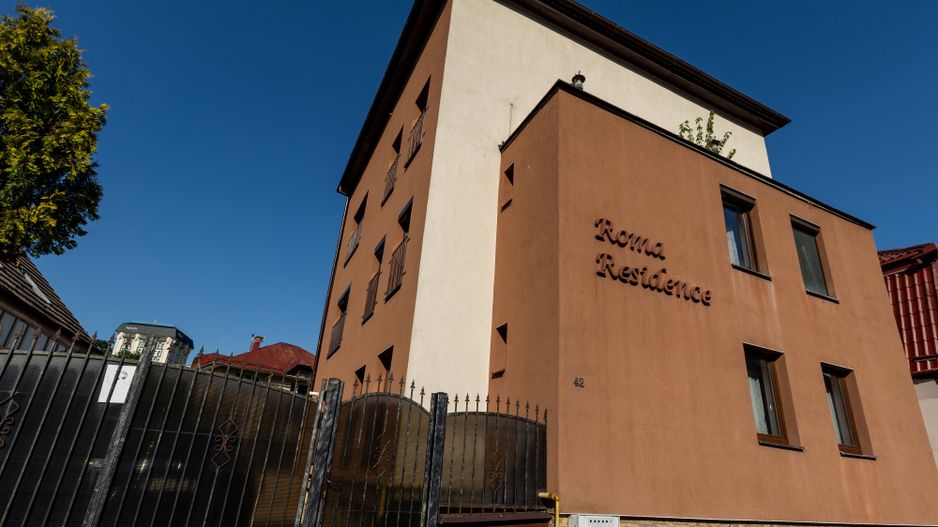 Exclusivitate -  Apartament de 2 camere, cu grădină proprie. - Poză 1