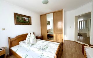 Casa de vacanta spatioasa de vanzare 6 dormitoare in Gura Humorului - Poză 10