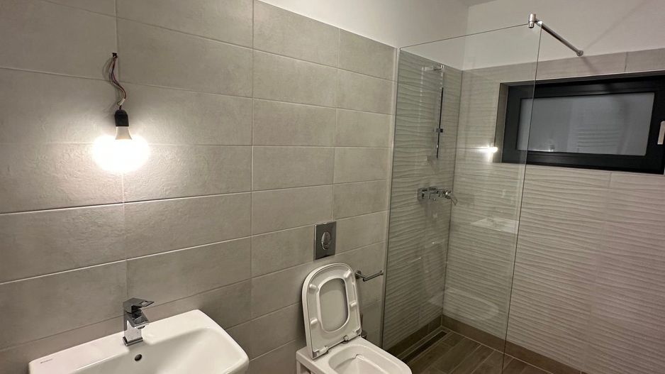 Apartament deosebit pe 2 etaje - Poză 9