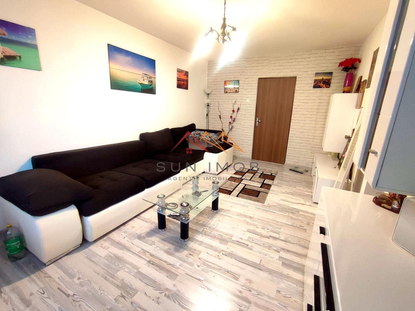 ÎNCHIRIERE APARTAMENT 2 CAMERE | ETAJ 1 | ZONA PIAȚA CENTRALĂ - Poză 1