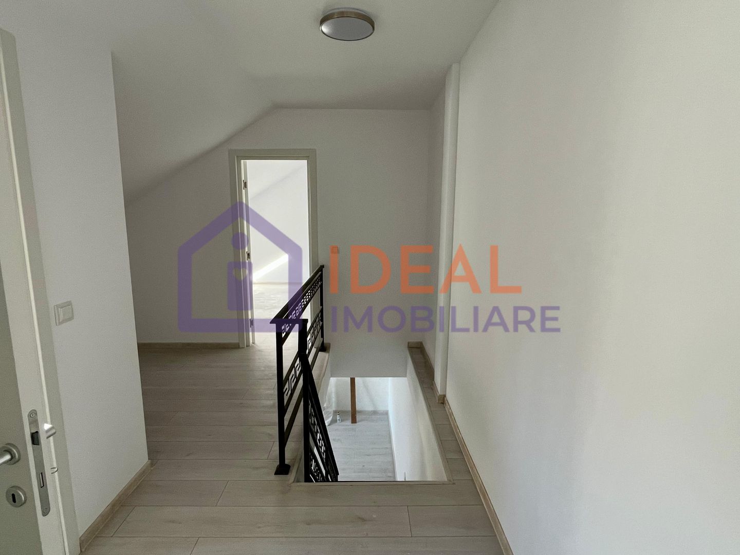 Mansardă cu 3 camere, 2 băi, 71 mp– zona Rahovei – Mihai Viteazu - Poză 5