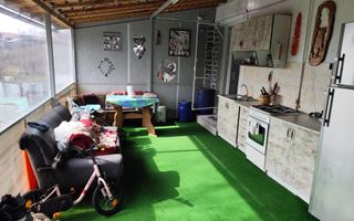 Casa Baicoi Central 125 mp s.u. 1364 mp teren. - Poză 5