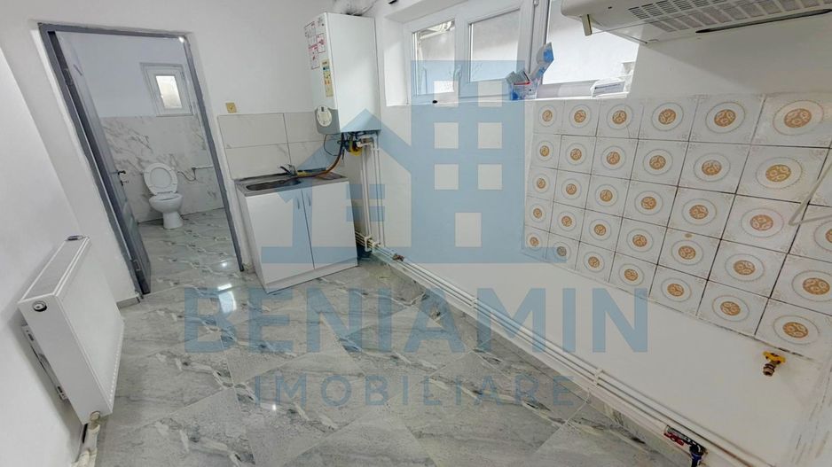 Casa 3 camere-Teren 300mp-Centrala termica-Libera-Zona Brestei - Poză 8