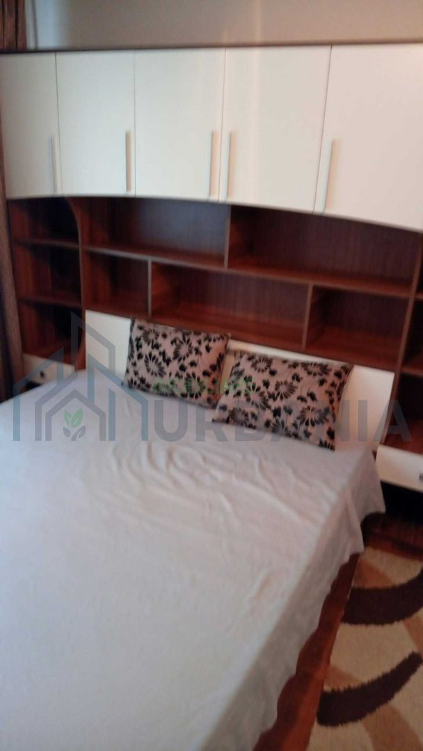 Apartament 2 camere, 52 mp, Nicolina–Prima Stație, etaj 3, centrală și aer condiționat - Poză 3