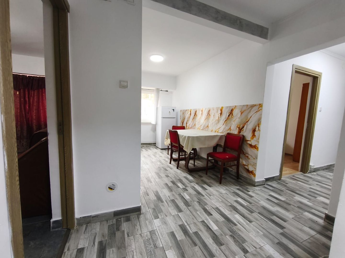 Apartament 3 camere | Bd. Tomis |  Zona Tomis 3 | Poziție excelentă - Poză 9