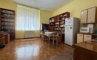 Apartament Ultracentral, confort sporit, Imobil Interbelic. - Poză 2