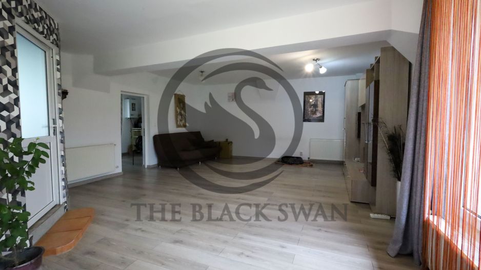 Casa de vanzare 12 camere | 2 constructii - Business, Rezidential | PH - Poză 19