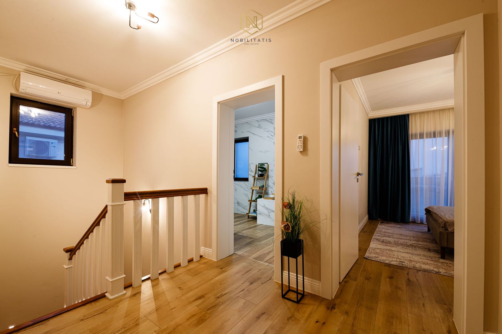 Casa Superba cu Garaj | 4 dormitoare | Liziera Padurii, Central | Com0 - Poză 23