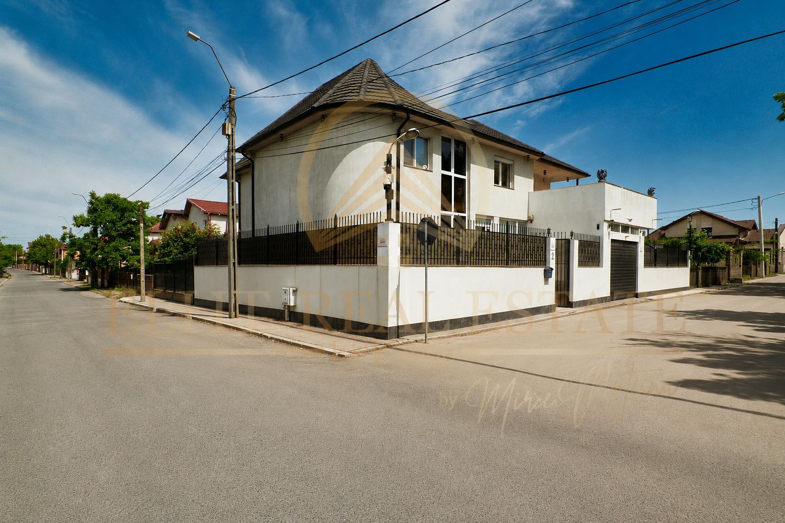 Agigea - vila cu potențial multiplu pentru locuința sau business. - Poză 5