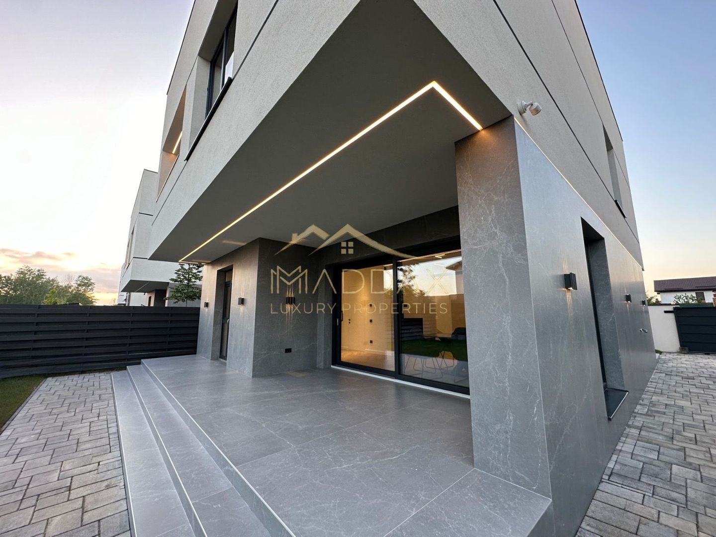 Vila individuala *432mp* + curte // 6 locuri Parcare / Pipera-Tunari - Poză 46