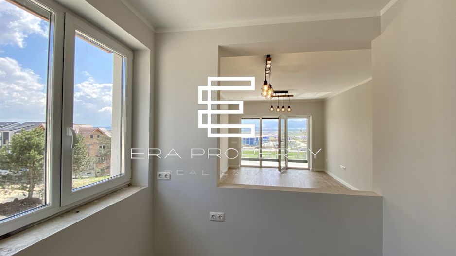 Apartament 3 camere /71 mp, /LA CHEIE /zona Industriala Vest - Poză 2