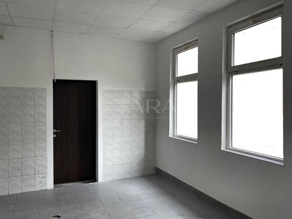 De vânzare imobil situat semicentral - Poză 4