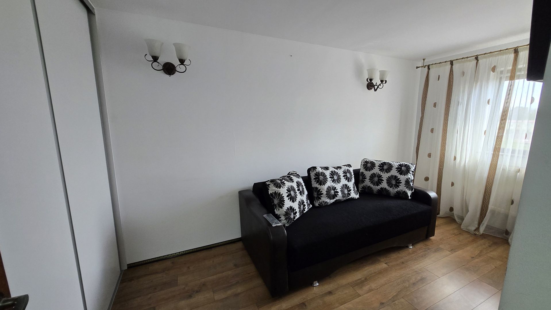 2 camere modern Consul - Brazda - Poză 5