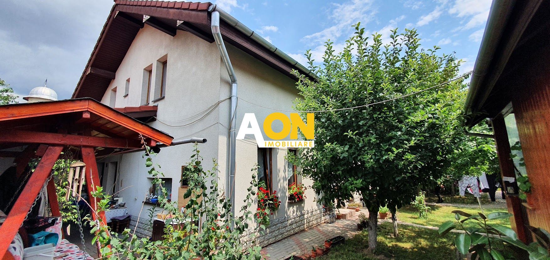 Casa5 camere + garaj si anexa, 507 mp teren,  zona Schit - Poză 1