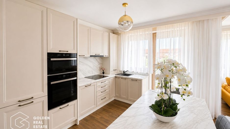 Apartament premium, zona Subcetate, 3 camere, 2 bai, loc parcare, sala, piscina - Poză 6