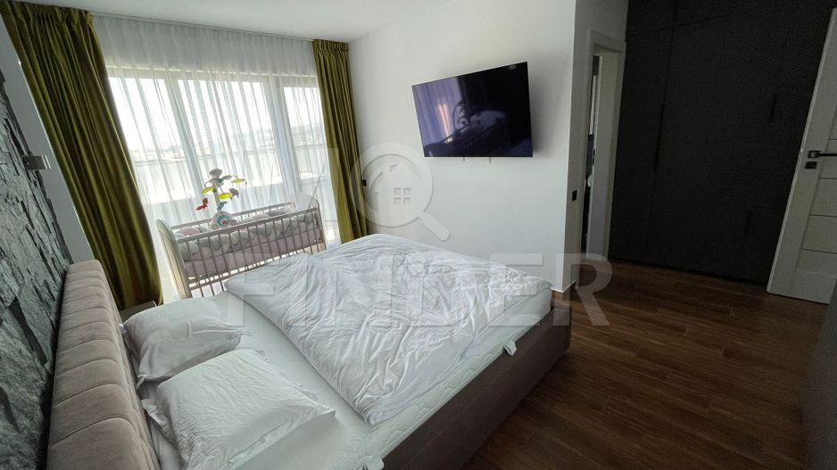 Vanzare Penthouse cu 3 camere, terasa, finisat lux, zona Donath - Poză 8