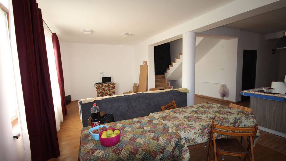 LOCUINTA TIP DUPLEX - Poză 8