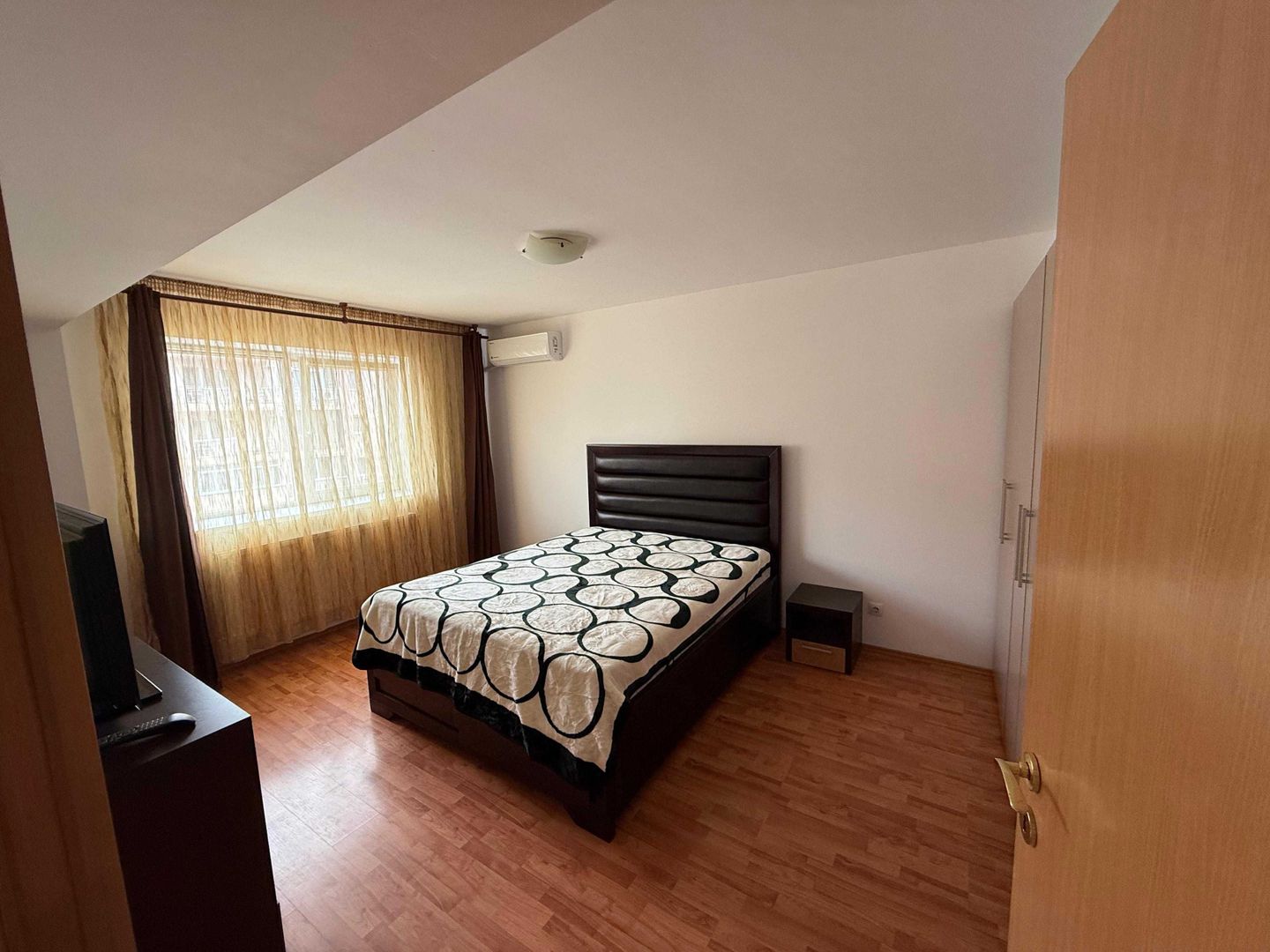 Apartament luminos 2 camere.  Cu Centrala. Complex Confort Park. Delta Vacaresti - Poză 7
