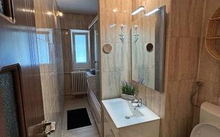 De Inchiriat Apartament 2 camere renovat, zona Unirii - Poză 3