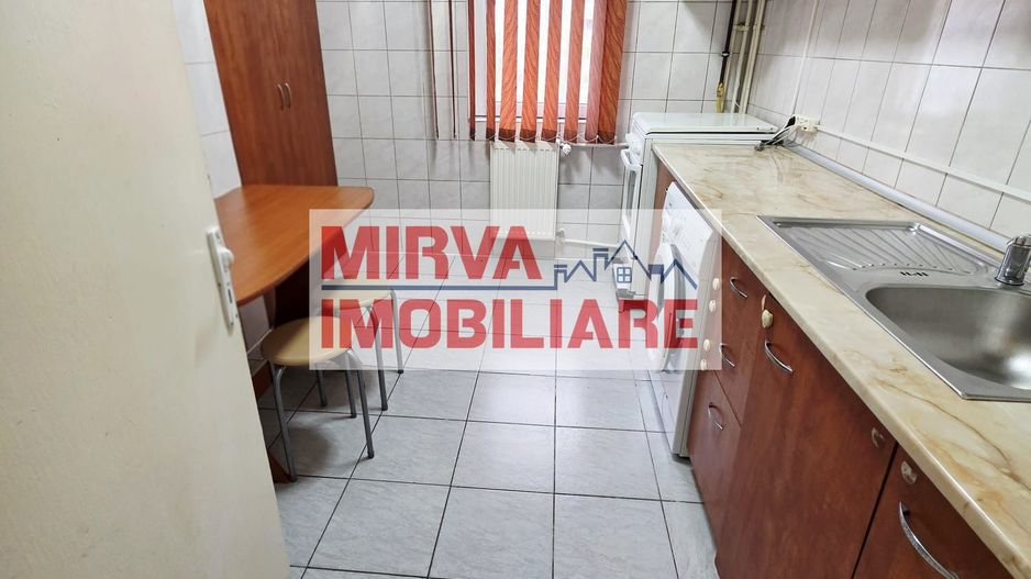 Apartament 2 camere decomandat, mobilat si utilat, zona 9 Mai - Poză 17