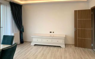 Vând apartament 3 camere 3 minute de Coresi complex ISARAN - Poză 2