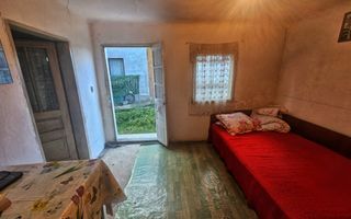 Exclusivitate! Casă cu teren generos în Sat Olteni, Com.Teișani - Poză 22