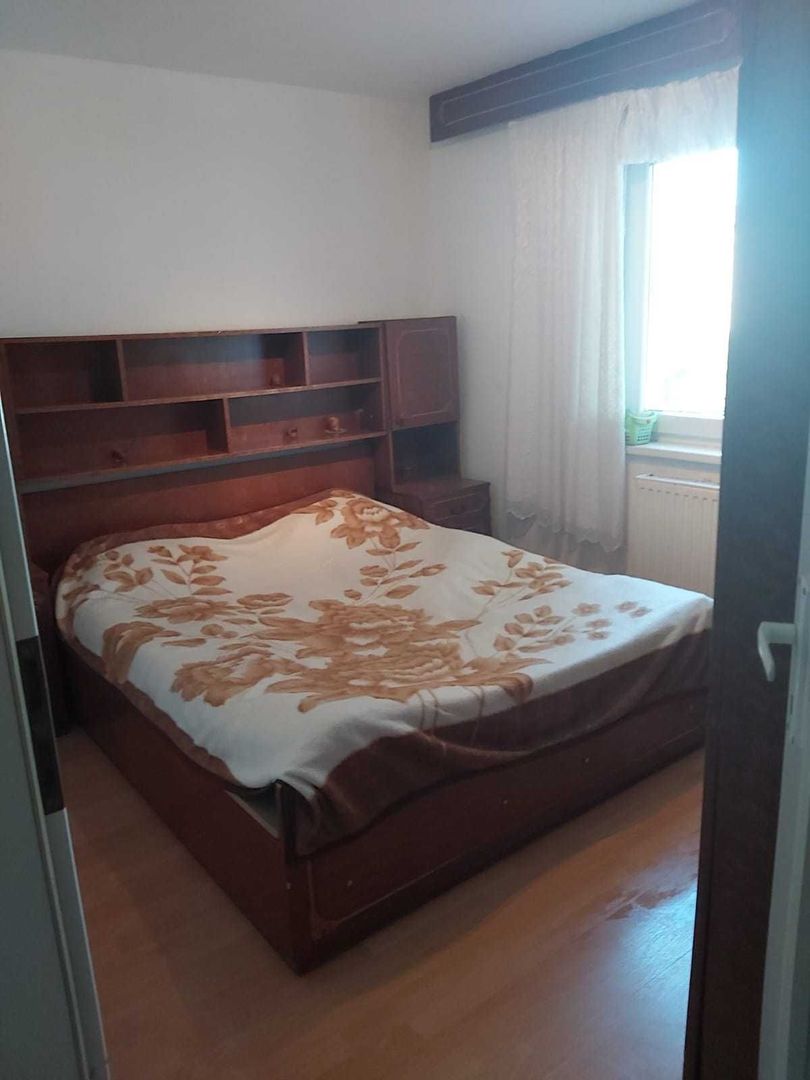 BRASADAS vinde ap 3 cam utilat etaj 2/4 Micro14 Prahova. - Poză 4